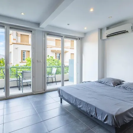 Appartamento Les Pins Avec Terrasse *