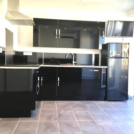 Appartamento Les Pins Avec Terrasse Juan-les-Pins