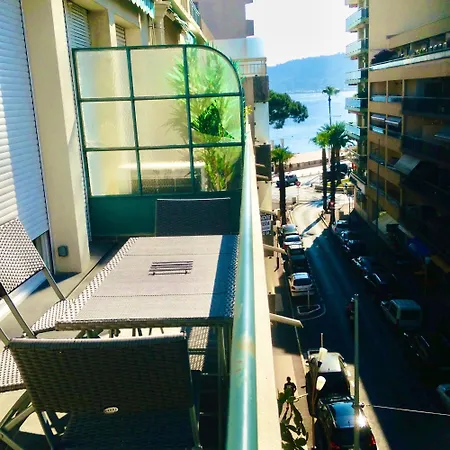 Apartment Les Pins Avec Terrasse *