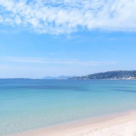 Les Pins Avec Terrasse * Juan-les-Pins